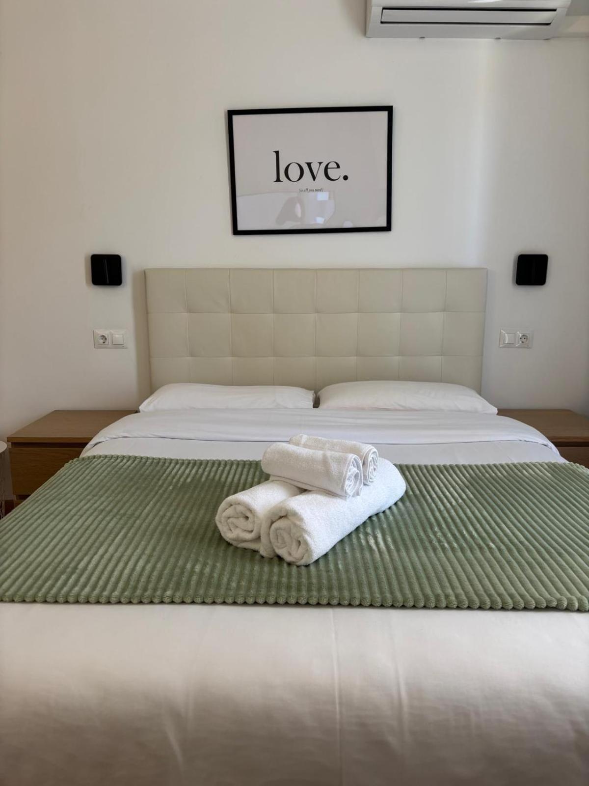 Luxury Estudio Malaga Centro Eksteriør billede